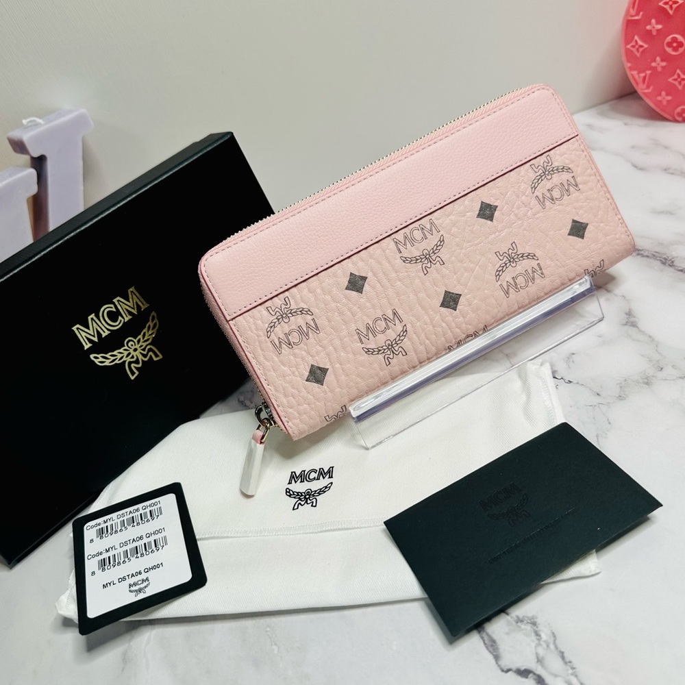 NEW! MCM Aren VI Powder Pink Logo Leather Zip Around Wallet